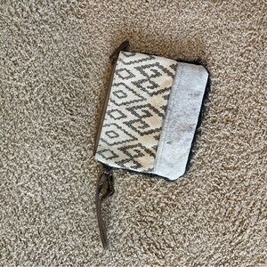 Myra Geometric Patterned Clutch